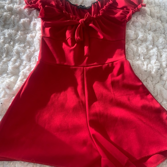 Red Ruffle Detail Romper. US 4 - Picture 6 of 8
